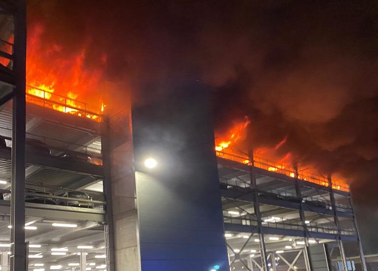 london luton airport fire