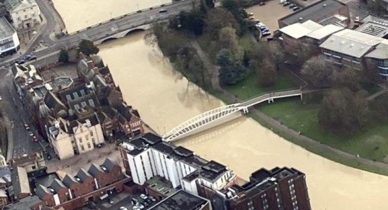 flooding, rescue, bedfordshire